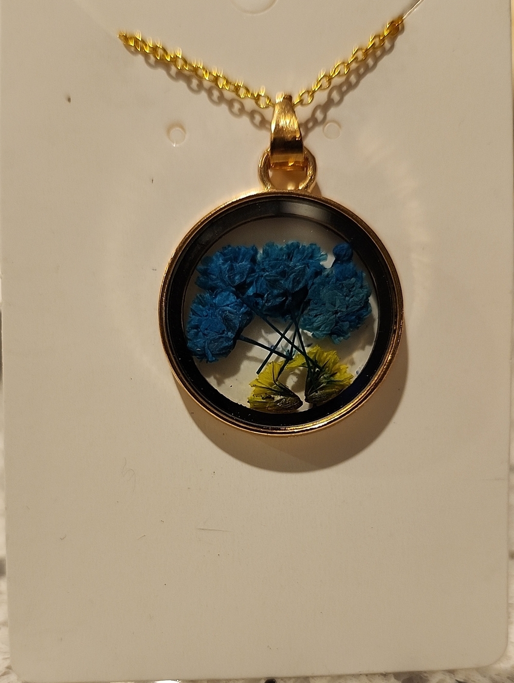 Glass Pendant With Dried Flowers